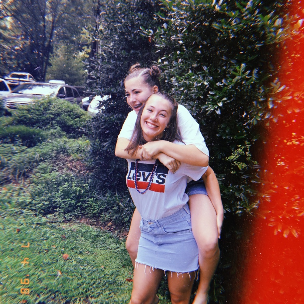 Meet your Posher, Rachel